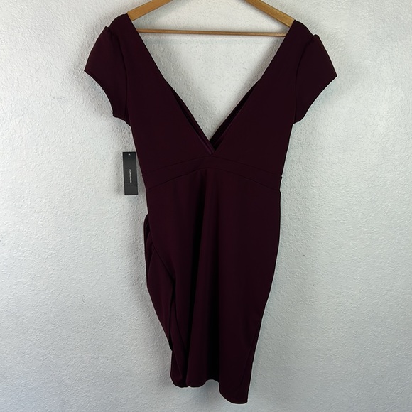 NWT Lulu’s faux wrap ruched skirt merlot dress M - Picture 7 of 8